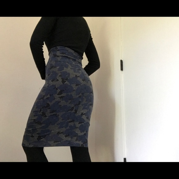 Ecote Navy Floral Print High Waisted Pencil Skirt - Picture 3 of 13